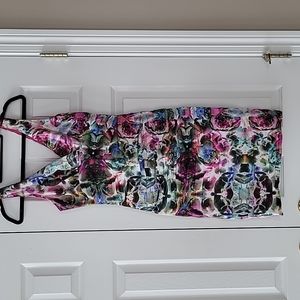 Multi colored Nichole Miller V neck dress size 8